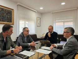 Ayuntamiento y Gimn&aacute;stica analizar&aacute;n el encaje jur&iacute;dico del convenio suscrito por el club para saldar su deuda