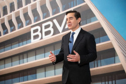 BBVA insiste en que la oferta sobre Sabadell es "muy atractiva" y no ve motivos para cambiarla