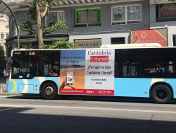 Caos en el transporte de Santander en la tarde de Reyes.    Carlos Magdalena