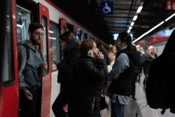 Cerrados una decena de accesos del Metro de Barcelona a causa de las lluvias de este lunes