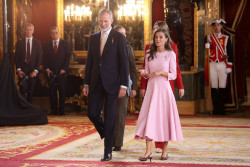 Ceuta se vuelca con los Reyes: "Bienvenidos a vuestra casa, majestades"