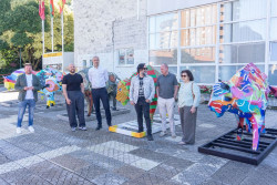 Cinco esculturas de bisontes ponen en valor el arte rupestre como promoci&oacute;n tur&iacute;stica en Torrelavega