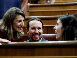 De tocar el cielo a despedir a los trabajadores.   Carlos Magdalena