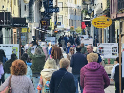 El colegio Men&eacute;ndez Pelayo de Torrelavega inicia la celebraci&oacute;n de su centenario con una exposici&oacute;n fotogr&aacute;fica