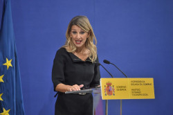 El comité de expertos del SMI elegidos por Yolanda Díaz la aconsejan subir el SMI 37 o 56 euros al mes