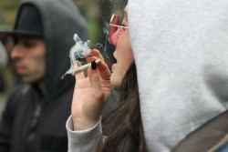 El consumo de cannabis durante el embarazo est&aacute; vinculado a un mayor riesgo de autismo