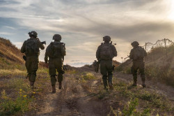 El Ej&eacute;rcito de Israel confirma la irrupci&oacute;n de sus tropas en un centro de la OMS en el centro de Gaza