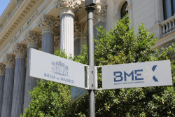 El Ibex 35 sube un 0,14% 