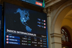 El Ibex 35 sube un 1,8% tras el acuerdo de paz en Oriente Pr&oacute;ximo