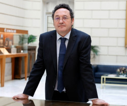 El juicio del fiscal general del Estado español.     ©Mariano Cabrero Bárcena es escritor