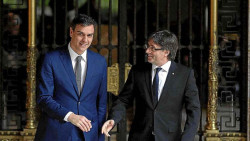 El Sr. S&aacute;nchez quiere que los espa&ntilde;oles comulguemos con las ruedas de su molino.  Carlos Magdalena