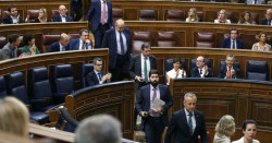 ¿ES CUESTIÓN DE PINGANILLOS, EL PROBLEMA DE ESPAÑA? Por Juan Goti Ordeñana Catedrático de la Universidad de Valladolid