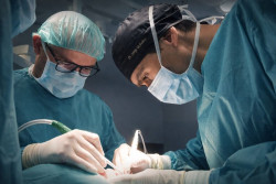 Expertos destacan la planificaci&oacute;n 3D y la cirug&iacute;a guiada para tratar casos complejos de implantes maxilofaciales