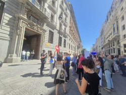 Galeristas y artistas piden ante Cultura y Hacienda una reforma del IVA cultural espa&ntilde;ol: "&iexcl;No somos lujo!"