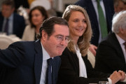 $posts[$i]->TITULO