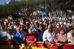 Gran expectaci&oacute;n de los melillenses ante la llegada de Felipe VI y Letizia