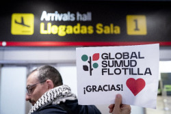 Israel ampl&iacute;a hasta el mi&eacute;rcoles el arresto de la espa&ntilde;ola de la flotilla acusada de agresi&oacute;n