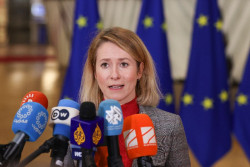 Kallas avisa a la industria europea de que si no acelera su producci&oacute;n los fondos para Ucrania "se ir&aacute;n fuera"