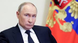 La Casa Blanca confirma que no habr&aacute; de momento una reuni&oacute;n  entre Donald Trump y Vladimir Putin y mientras este sigue masacrando Ucrania