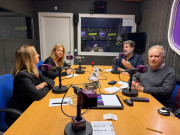 La tertulia de Claudio Acebo y la alternancia de los partidos con todos los problemas sin resolver.    Carlos Magdalena