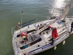 La tripalacion el Solintal se impuso en una complicada tirada del J80 santanderino