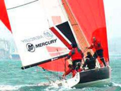 La tripulaci&oacute;n del Mercury brill&oacute; en la tirada del J80 santanderino