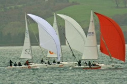 Las tripulaciones del Raitan y del Compesca se repartieron las victorias en la tirada del J80 Santanderino..