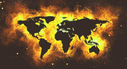 Los crímenes viejos o mi contumaz hipocresía.     Antonio Sarabia