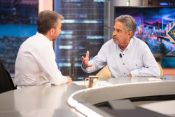 Miguel &Aacute;ngel Revilla pidi&oacute; desde El Hormiguero elecciones a Pedro S&aacute;nchez.     Carlos Magdalena