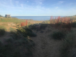 Noja organiza ma&ntilde;ana una ruta de ecoturismo por los acantilados de Punta de la Mesa