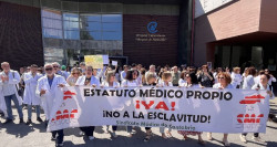 Pascual cree que la huelga m&eacute;dica de esta semana incrementar&aacute; en 500 operaciones pendientes