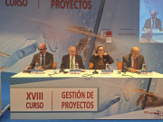 Pascual reivindica un futuro sanitario en el que los gestores "no aspiren a caer bien, sino a transformar"