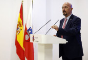 Pascual vuelve a negar una instrucci&oacute;n para sacar de las listas de espera a quienes rechacen derivaci&oacute;n a Santa Clotilde
