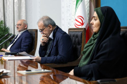Pezeshkian asegura que Ir&aacute;n est&aacute; "totalmente dispuesto a llegar a un acuerdo equilibrado y justo" con EEUU