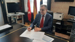 &iexcl;Qu&eacute; cara m&aacute;s dura!