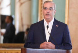 Rep&uacute;blica Dominicana permite a EEUU usar sus aeropuertos para su despliegue militar en el Caribe