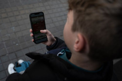 Restringir los smartphones en los colegios ahorra dinero a las escuelas, seg&uacute;n un nuevo trabajo en Reino Unido