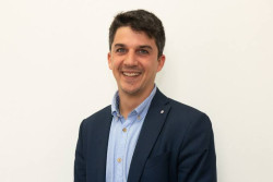 Se&ntilde;ora Alcaldesa, ni nos enga&ntilde;emos ni nos enga&ntilde;en, Santander necesita con car&aacute;cter previo un Plan General de Ordenaci&oacute;n Urban&iacute;stica.  Daniel Fernandez