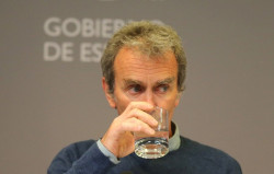  Sim&oacute;n espera que la ocupaci&oacute;n m&aacute;xima en las UCI se alcance a mediados de la pr&oacute;xima semana