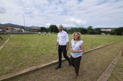 Torrelavega entrega las primeras 68 parcelas de la red de huertos urbanos