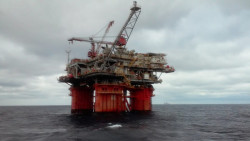 Trump abre la puerta a reembolsar a las petroleras estadounidenses por operar en Venezuela