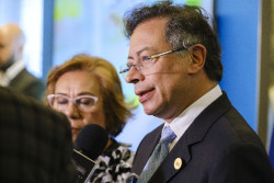 Trump anuncia un pr&oacute;ximo encuentro con Petro tras una llamada sobre "drogas y otros desacuerdos"