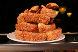 Un estudio asegura que el consumo semanal de torreznos no perjudica a la salud