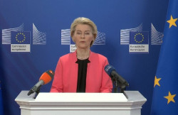 Von der Leyen afirma que los nuevos aranceles de EEUU son "un duro golpe para la econom&iacute;a mundial"