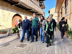 Vox defiende a los vecinos de Cartes contra el centro de menores: "No hay ninguno que no haya dado problemas"