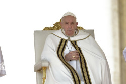 Zelenski expresa su pesar por la "tr&aacute;gica noticia" de la muerte del Papa Francisco