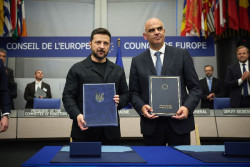 Zelenski firma con el Consejo de Europa la creaci&oacute;n del tribunal especial para Ucrania